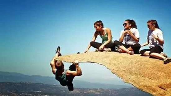 够胆你就来!自驾世上9个最恐怖的地方