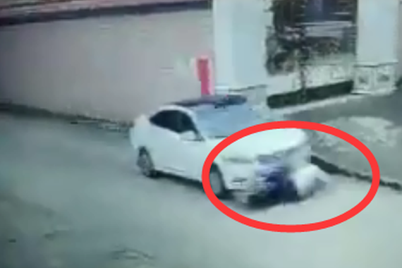 视频：“杀人”司机！错踩油门酿惨案