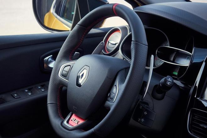 雷诺新款Clio RS官图发布 法系钢炮