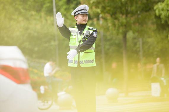 这9种特殊情况禁止调头，90%的朋友不知道