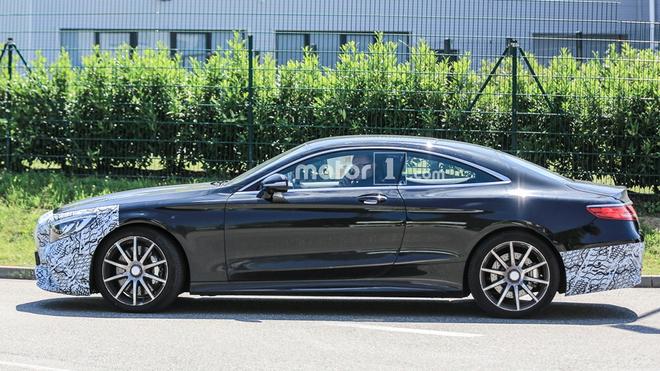 AMG S63 Coupe新车型谍照 前脸竟有变?