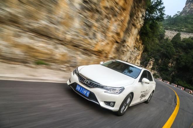 玩转帝都魔鬼路,体验REIZ锐志极限驾趣