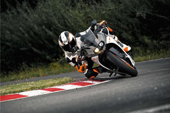 五万元以内的赛道悍将 KTM RC390