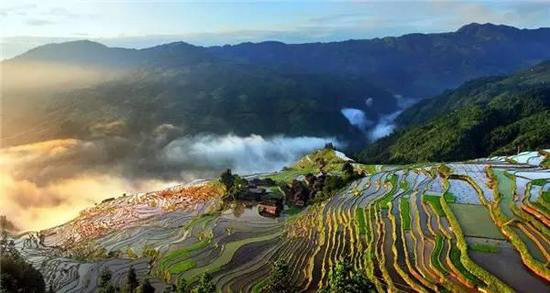 对于贵州旅行你的幻想是?自驾来看看吧!