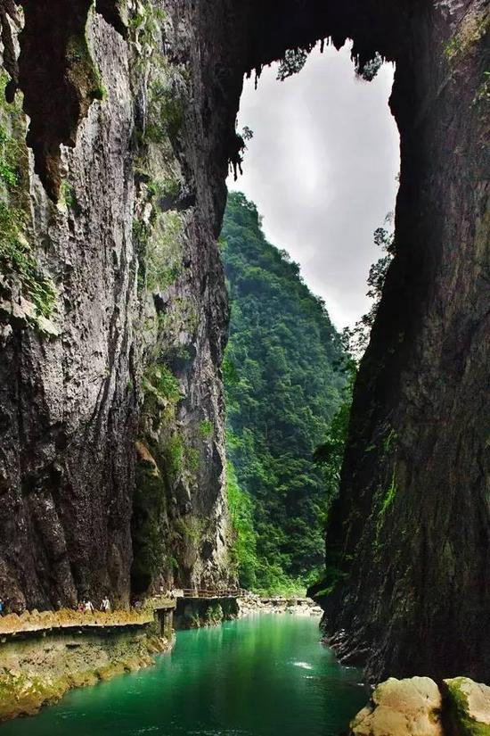 对于贵州旅行你的幻想是？自驾来看看吧！