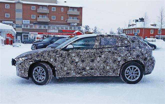 BMW X2谍照 同级别首创四门轿跑版紧凑SUV