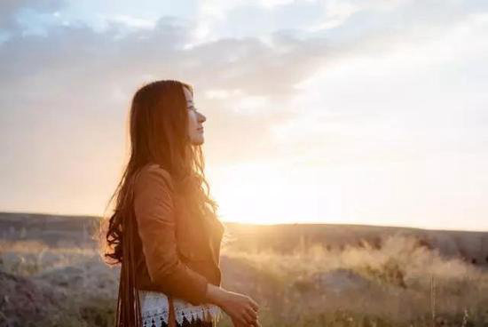 “神经侠侣”为爱自驾7千公里拍婚纱照(3)