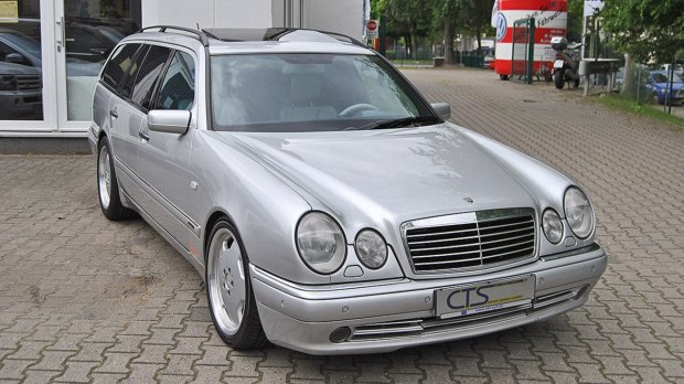 超13万美元 舒马赫出售E 55 AMG Wagon