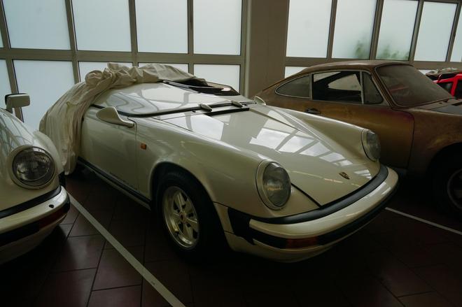 揭开幕后故事的帆布 保时捷私密车库速览