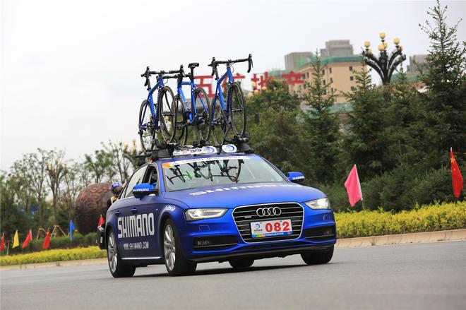 一汽-大众奥迪为环湖赛保驾护航