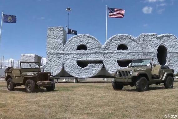 左为Willys MB;右为牧马人75th Salute Concept概念车