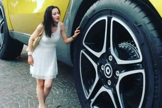 全世界最大的奔驰smart，轮胎超过2米