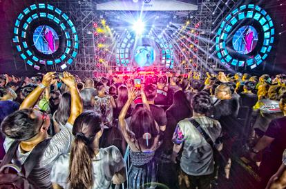 GoStar速度音乐派对high翻上海国际赛车场