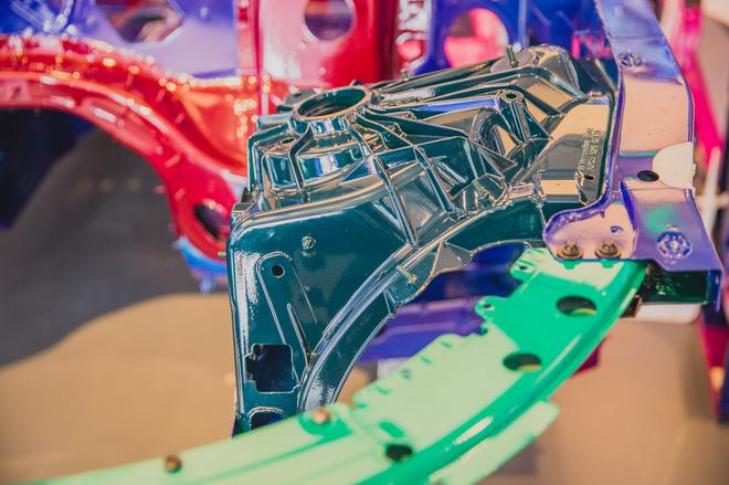 万国都买了 您忍心把它交给修表摊儿么?