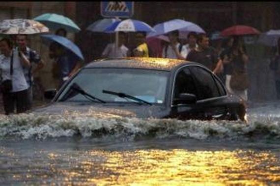 暴雨谨记这几条?性命财产安全才有保证