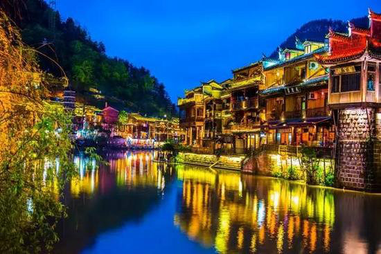 自驾最色的15个美景 色不迷人人迷色(中)