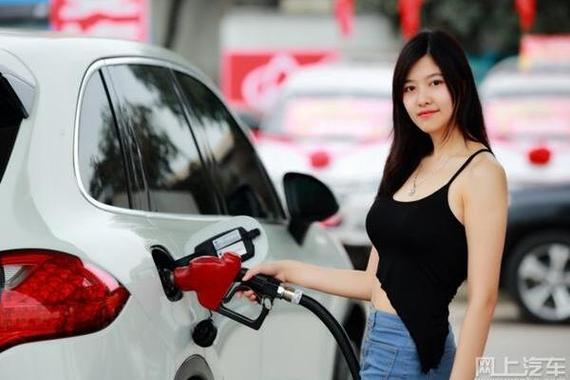 大排量其实更省油 自动挡比手动挡省油