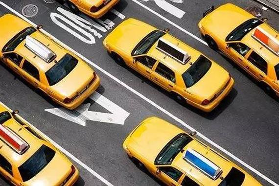 网络约车除罪化，几家欢乐几家愁