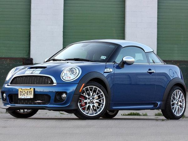 霍心大婚 还珠格格姐妹座驾大盘点