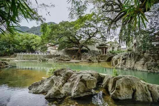 自驾中国10个最生态小镇 排名第一竟是它