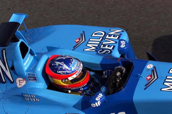 F1: 雷诺或在2017赛季使用蓝色涂装