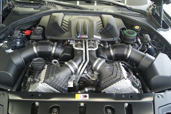 据说捷豹路虎要使用宝马V8，行动起来吧！