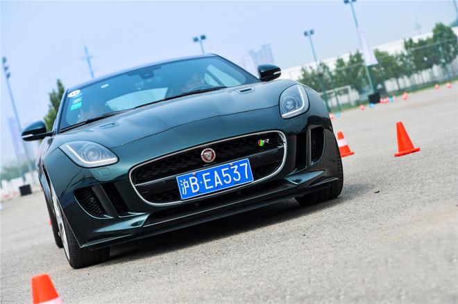 感受性能美学 2016捷豹英仕挑战赛于北京启程