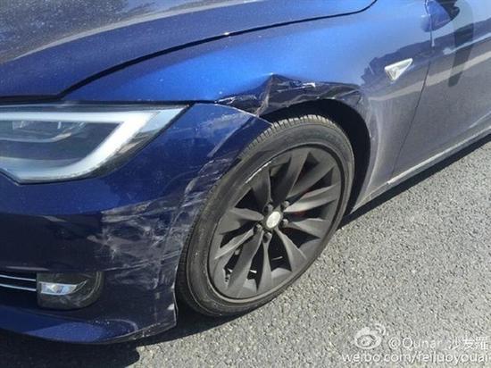 安全永远很重要 特斯拉自动驾驶中国首撞