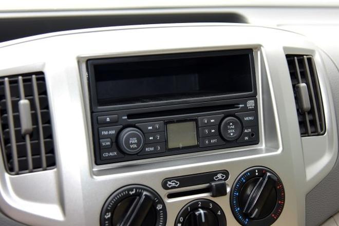 新款NV200配置调整 取消CD/换新收音机