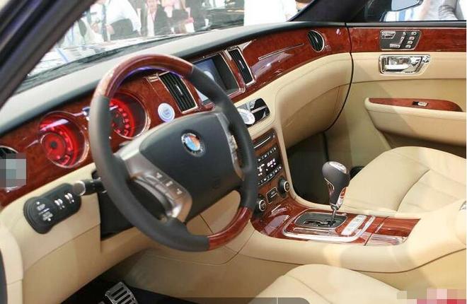 这是劳斯莱斯还是国产车