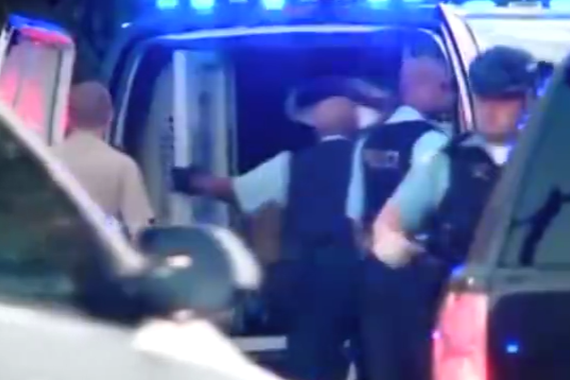 视频：太刺激！中国城上演警匪大战