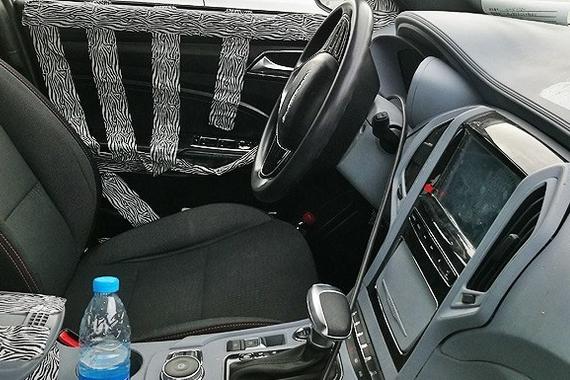 配人机交互系统 猎豹CS9内饰谍照首曝