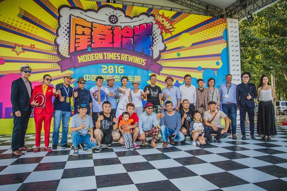 上演经典车年度大戏 车型评选闪耀草坪区