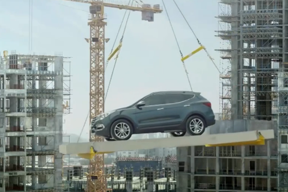 视频:现代Santa Fe工地酷炫，堪比大片