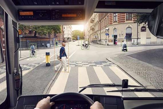 沃尔沃巴士防撞新功能:靠近发出