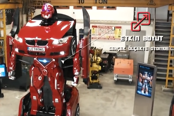 视频：BMW变身汽车人 酷到没朋友