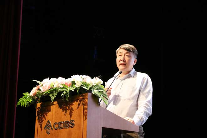 北汽集团新技术研究院副院长荣辉