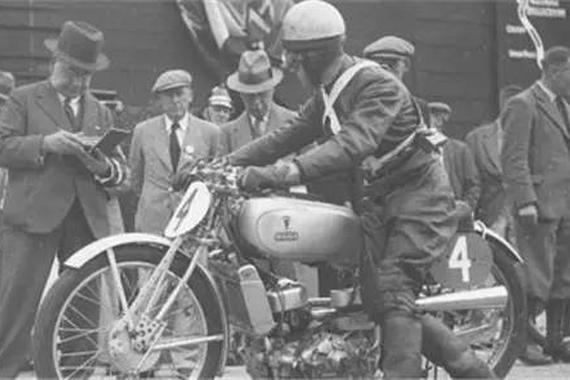 大有来头的DKW小奇迹摩托车