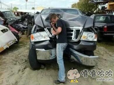 刚走开一会 回来车内就是这样香艳的场景