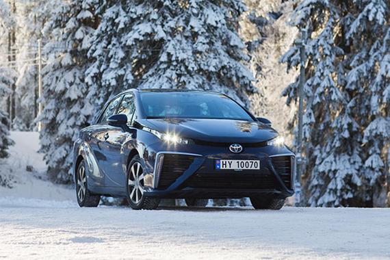 电动车PK氢动车 到底谁才能真笑到最后