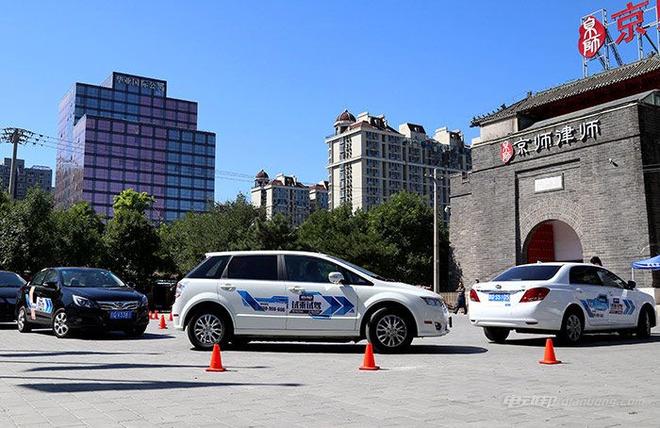 电动邦打造新能源汽车一站式服务平台线下服务店