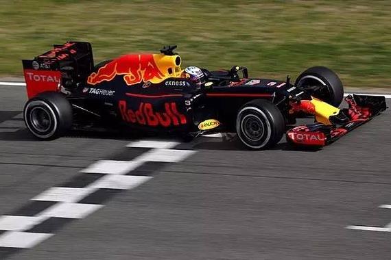 以一颗螺丝勘探F1悬挂技术