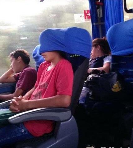 妹子你这表情很容易暴露你以前的职业啊