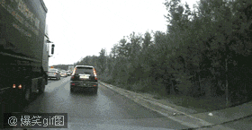 妹子你这表情很容易暴露你以前的职业啊