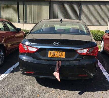 妹子你这表情很容易暴露你以前的职业啊