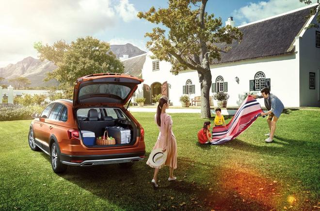 蔚领拥有589-1507L的超大行李箱空间