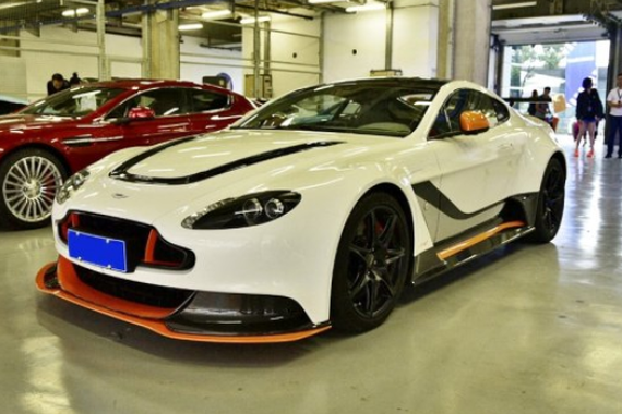 视频：国内仅一台 马丁Vantage GT12