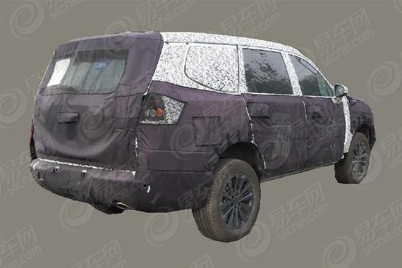 曝大通D90量产谍照 定位7座SUV/17年上市