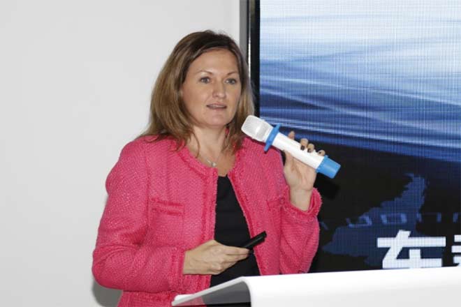 上汽通用安吉星信息服务有限公司董事总经理Lynn Longo