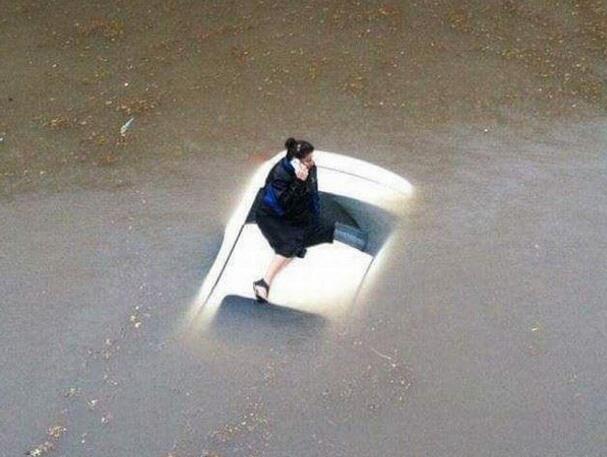 有胸器 我要不要邀请妹子进车里谈谈理想?